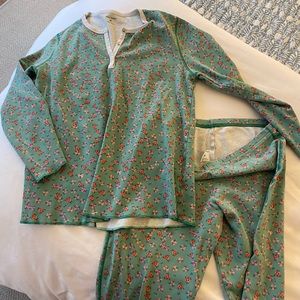 Rollar Rabbit size M floral pjs!